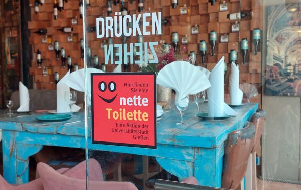 Nette Toilette 590x372